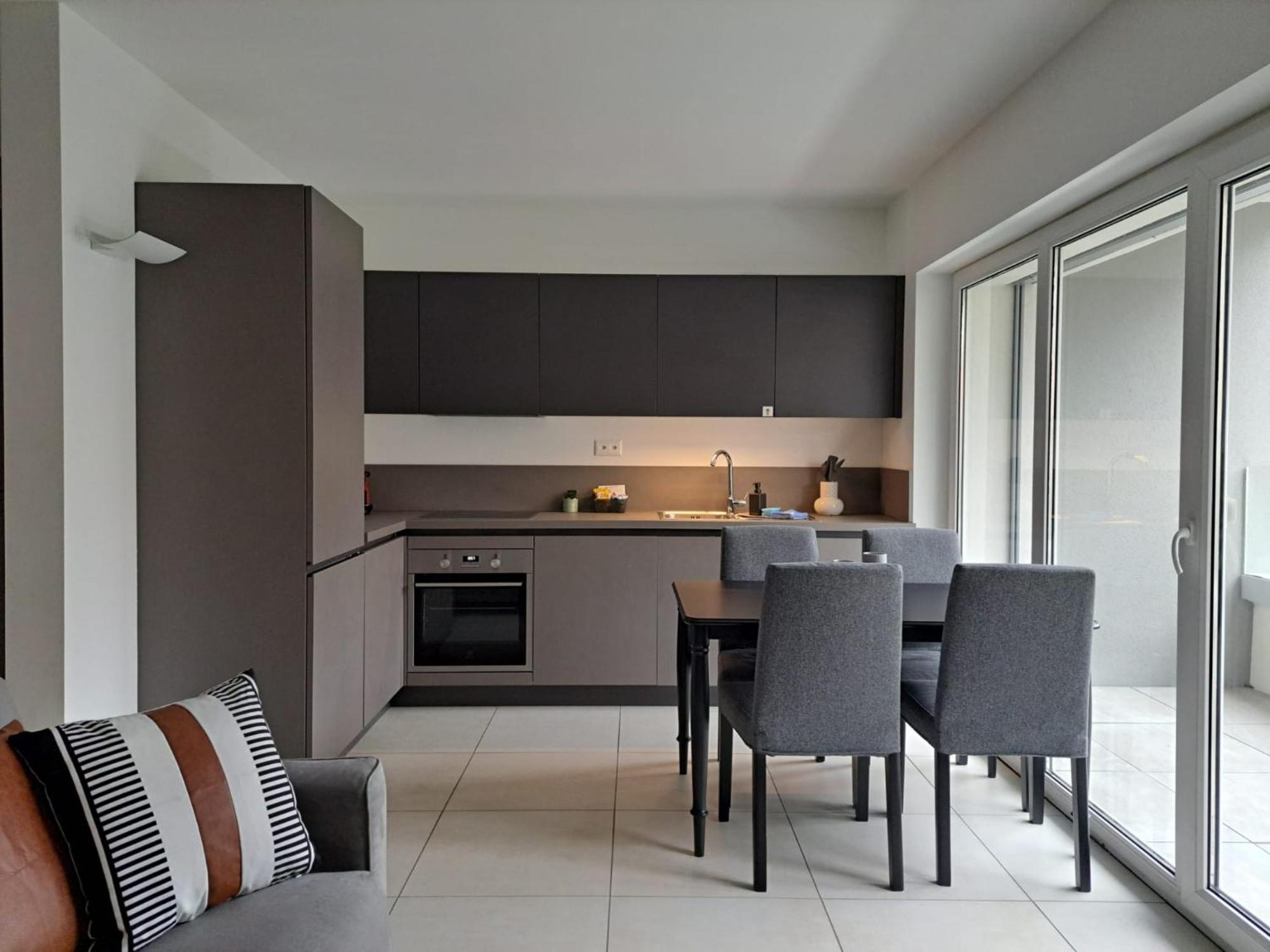 Urban Residence By Quokka 360 - Modern Apartments In Лугано Екстер'єр фото